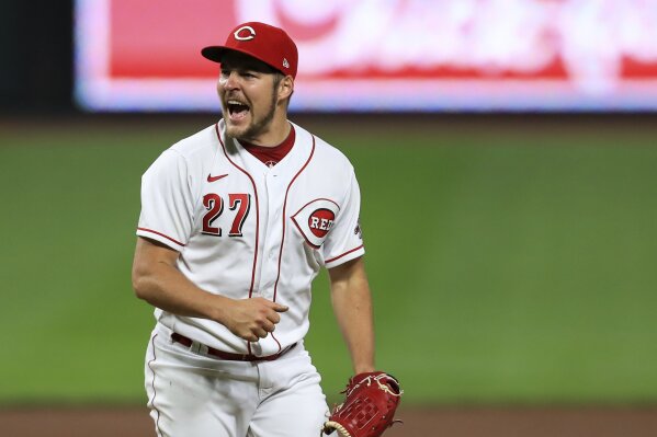 Trevor bauer outlet reds jersey